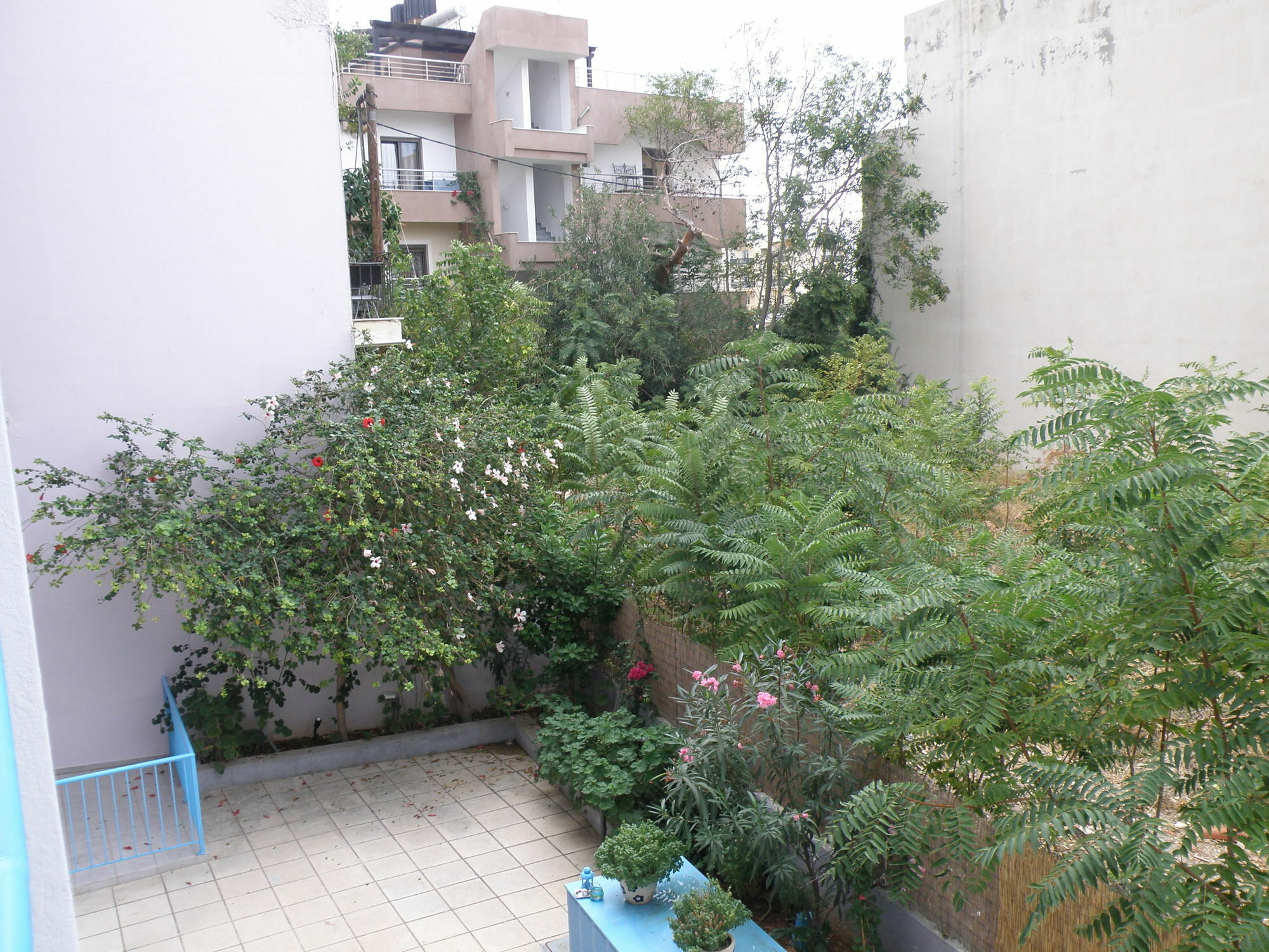 Amalthia Apartments ヘルソニソス エクステリア 写真